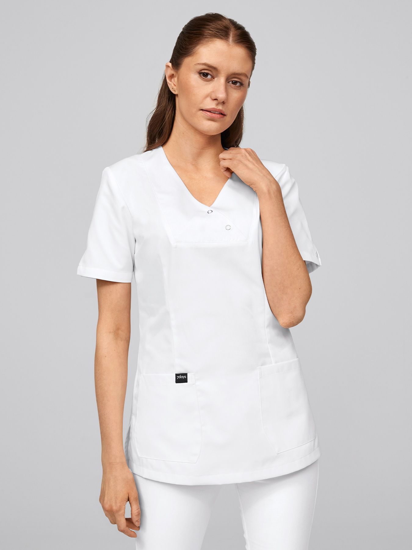 Damebluse LAMIA m/v-hals og trykknapper