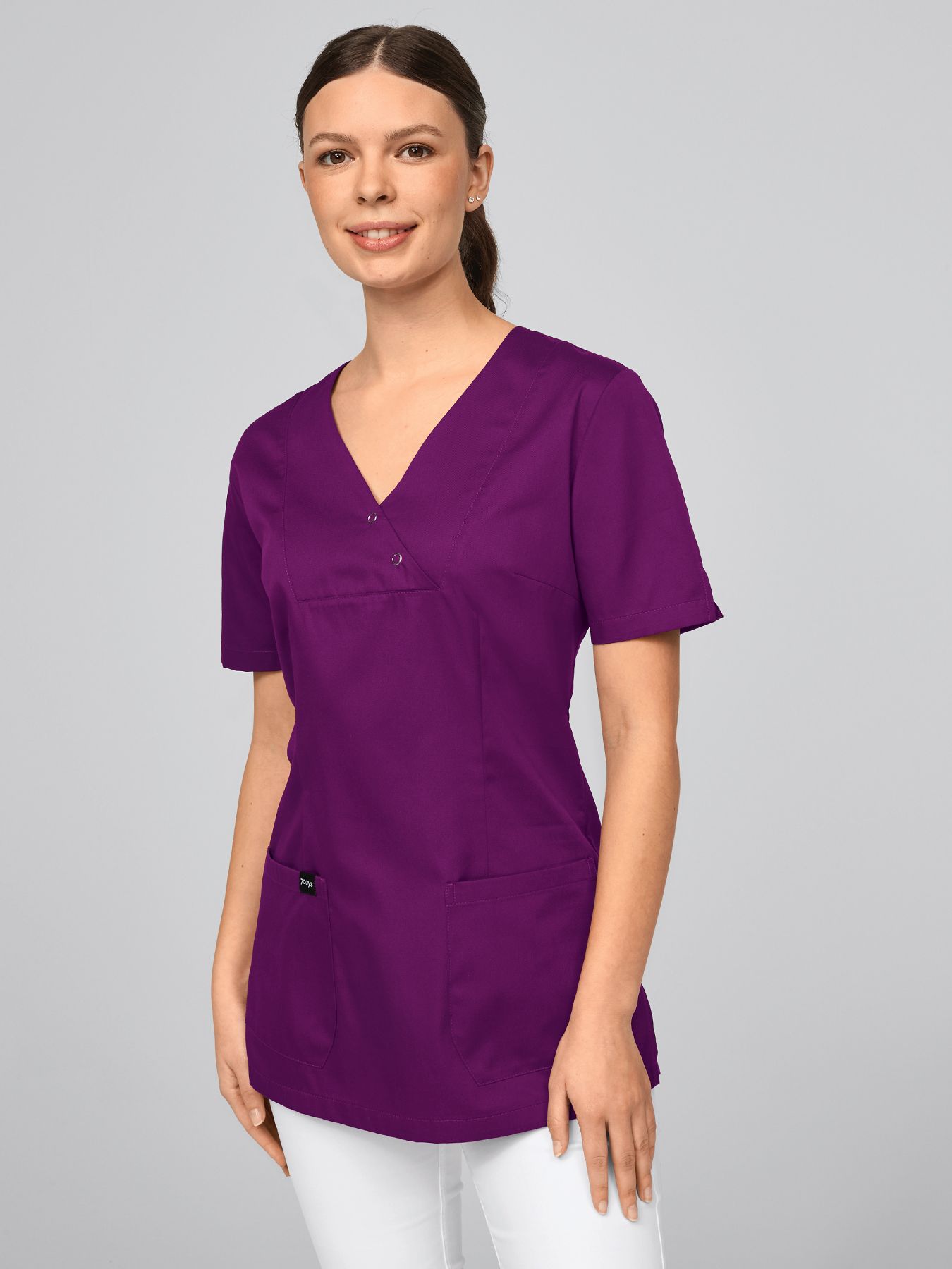 Damebluse LAMIA m/v-hals og trykknapper