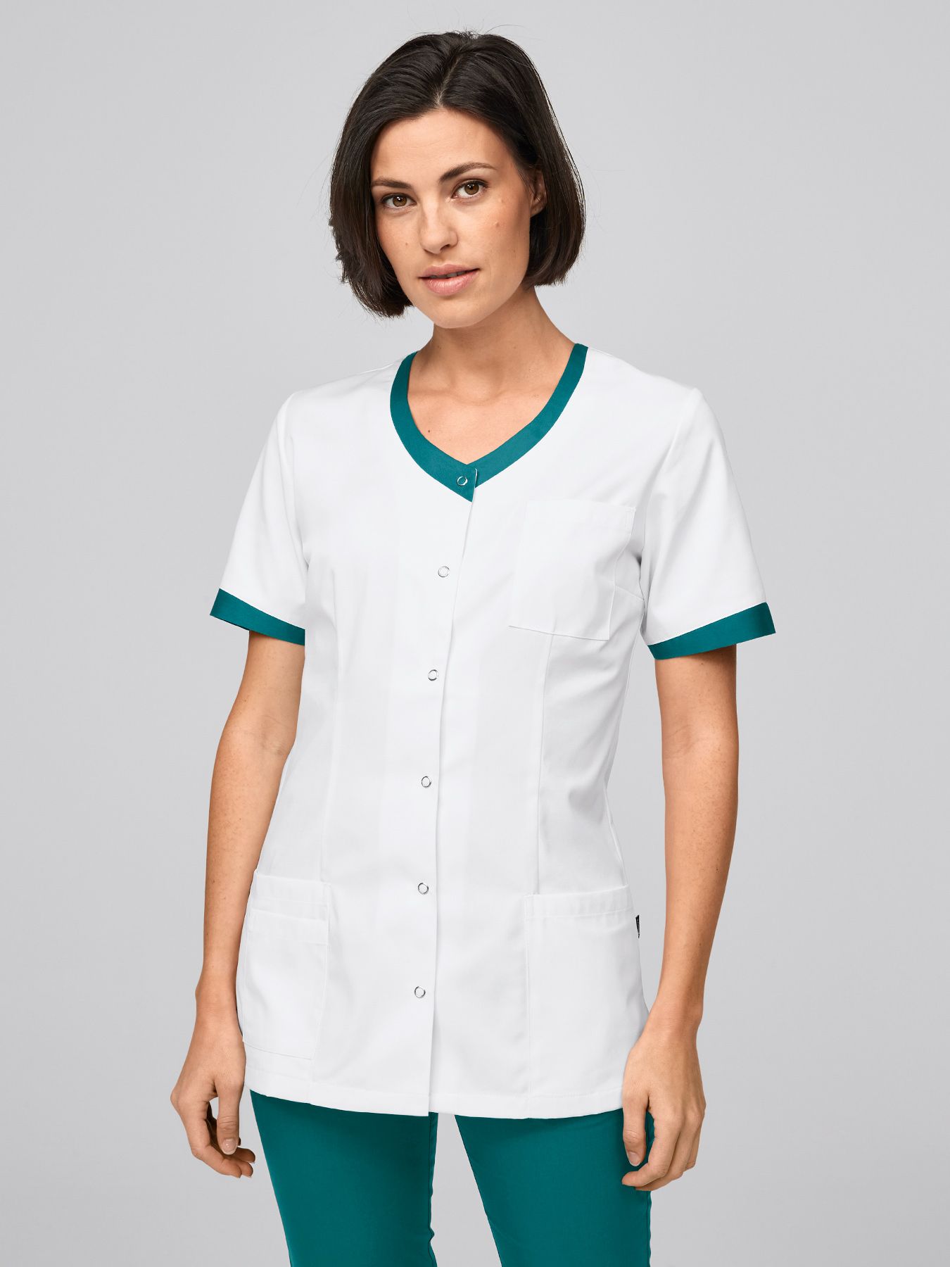 Damebluse med farvedetaljer